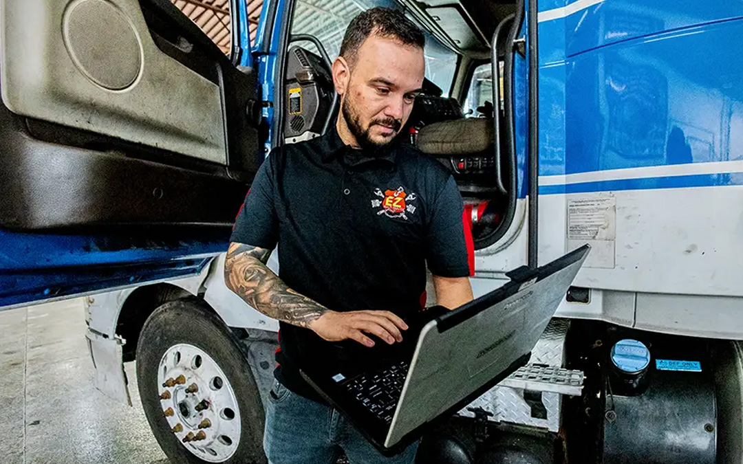 Improve your Truck Maintenance: How Advanced Diagnostics Revolutionize Repairs